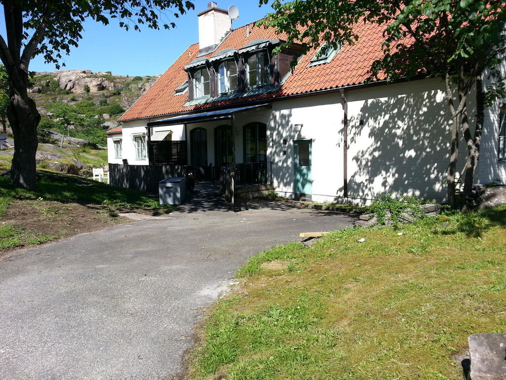 Fjaellbacka Pensionat Och Vandrarhem Exterior foto