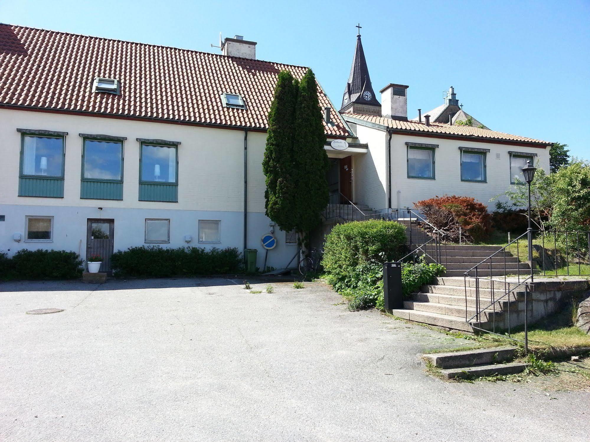 Fjaellbacka Pensionat Och Vandrarhem Exterior foto